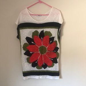 Flower short sleeve top